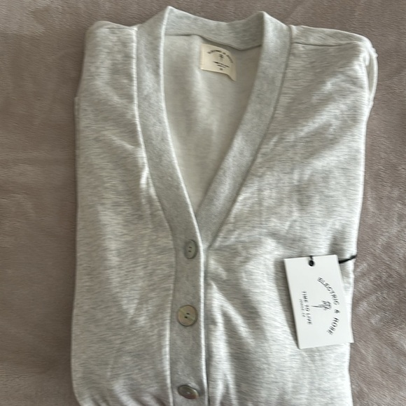 ELECTRIC & ROSE ULTRA SOFT Fleece Lined Button Down V Neck Jumpsuit (S) BNWT - Picture 9 of 10